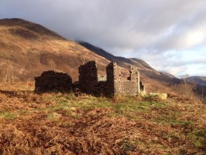 NN097607 Ruined building near Callert. Although it has been speculated that this could be the remains of a wartime post, a map held by ScotWays refers to it as the Summer House ruin. It has a good view eastwards of Loch Leven (2013). © Steven Brown, Geograph