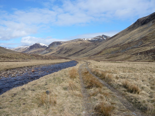 Glen Ey – Glenshee track