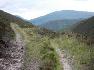 NN591509 Lairig Ghallabhaich looking SSW (2007). As you travel south on the Lairig you get good views of the hills above Glen Lyon. © Lis Burke, Geograph