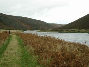 NH 838 361: The track to Daless. River Findhorn to the right. © Gordon Brown, Geograph