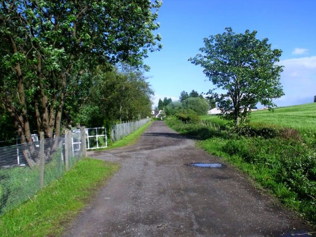 Old road to Craigend Lime Works