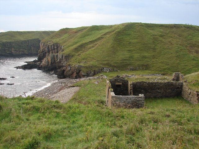 Path to Achastle-shore Fishing Station